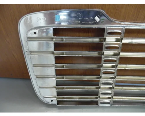 FREIGHTLINER M2 106 2003-2023 GRILLE