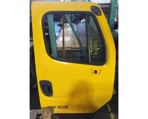 FREIGHTLINER M2 106 2014-2023 DOOR ASSEMBLY, FRONT