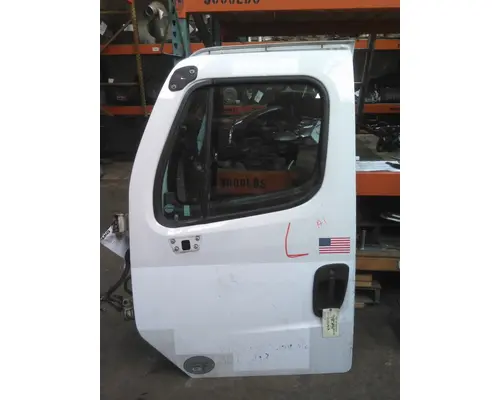 FREIGHTLINER M2 106 2014-2023 DOOR ASSEMBLY, FRONT