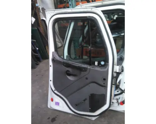 FREIGHTLINER M2 106 2014-2023 DOOR ASSEMBLY, FRONT