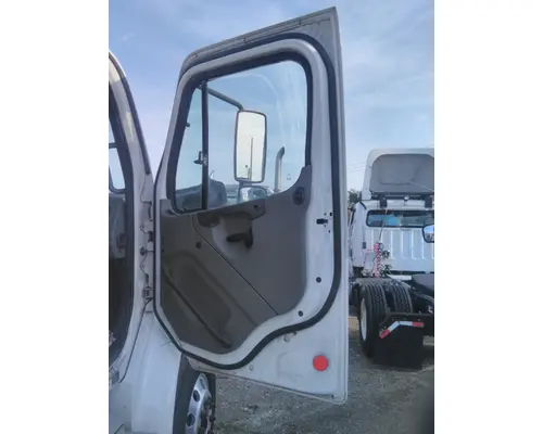 FREIGHTLINER M2 106 2014-2023 DOOR ASSEMBLY, FRONT