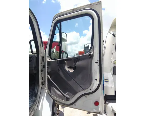 FREIGHTLINER M2 106 2014-2023 DOOR ASSEMBLY, FRONT