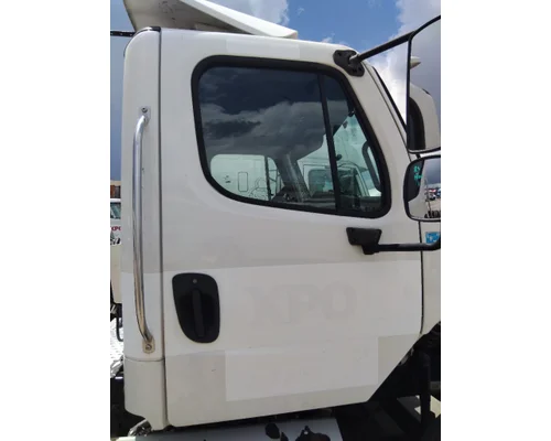 FREIGHTLINER M2 106 2014-2023 DOOR ASSEMBLY, FRONT
