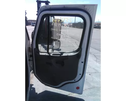 FREIGHTLINER M2 106 2014-2023 DOOR ASSEMBLY, FRONT