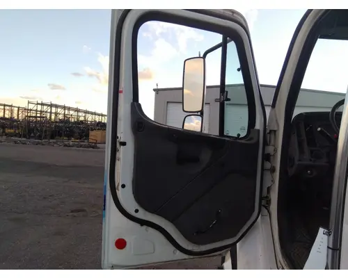 FREIGHTLINER M2 106 2014-2023 DOOR ASSEMBLY, FRONT