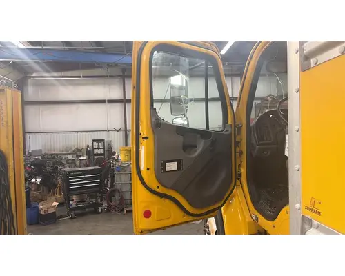 FREIGHTLINER M2 106 2014-2023 DOOR ASSEMBLY, FRONT