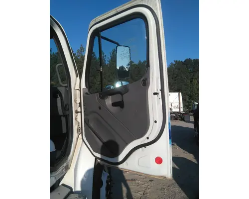 FREIGHTLINER M2 106 2014-2023 DOOR ASSEMBLY, FRONT