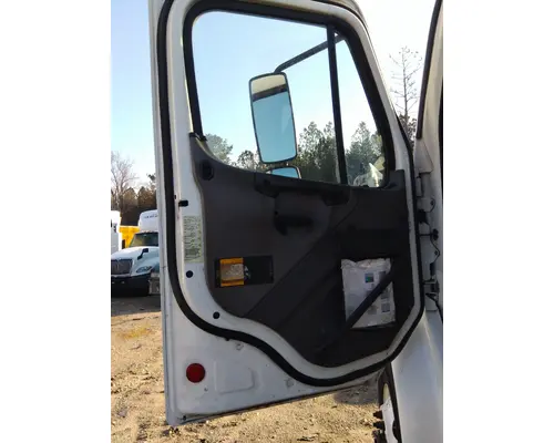 FREIGHTLINER M2 106 2014-2023 DOOR ASSEMBLY, FRONT