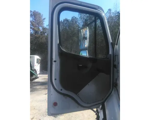 FREIGHTLINER M2 106 2014-2023 DOOR ASSEMBLY, FRONT