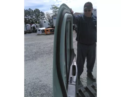 FREIGHTLINER M2 106 2014-2023 DOOR ASSEMBLY, FRONT