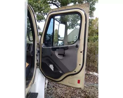 FREIGHTLINER M2 106 2014-2023 DOOR ASSEMBLY, FRONT