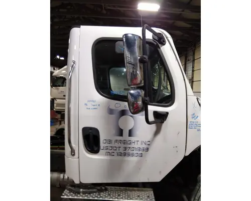 FREIGHTLINER M2 106 2014-2023 DOOR ASSEMBLY, FRONT
