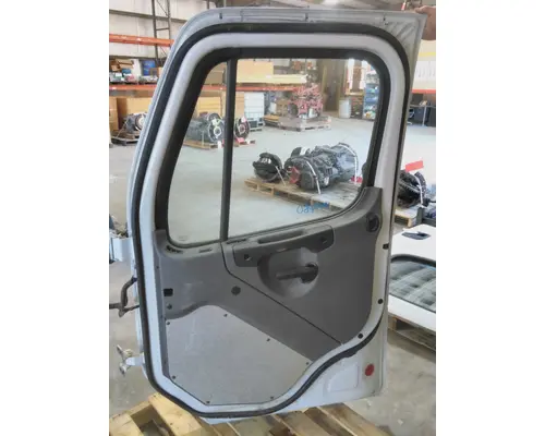 FREIGHTLINER M2 106 2014-2023 DOOR ASSEMBLY, FRONT