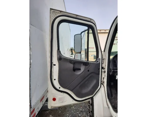 FREIGHTLINER M2 106 2014-2023 DOOR ASSEMBLY, FRONT