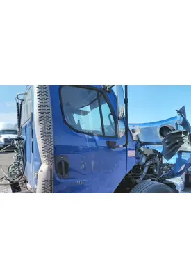 FREIGHTLINER M2 106 2014-2023 DOOR ASSEMBLY, FRONT
