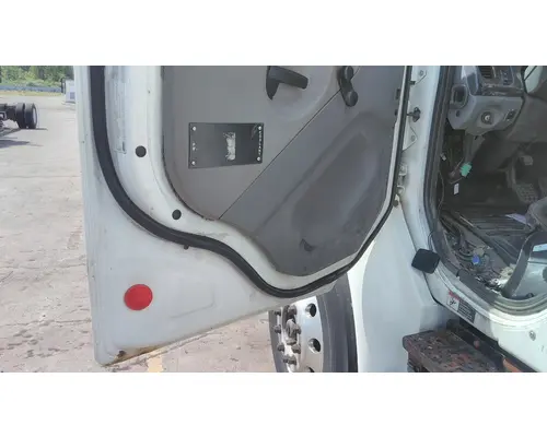 FREIGHTLINER M2 106 2014-2023 DOOR ASSEMBLY, FRONT