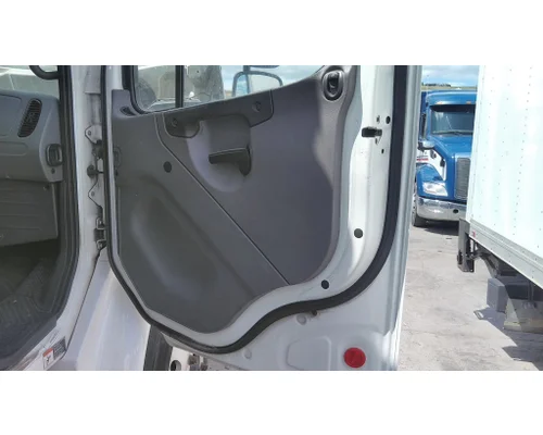 FREIGHTLINER M2 106 2014-2023 DOOR ASSEMBLY, FRONT