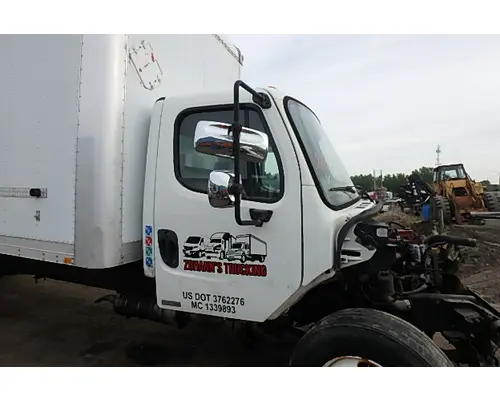 FREIGHTLINER M2 106 MEDIUM DUTY Cab