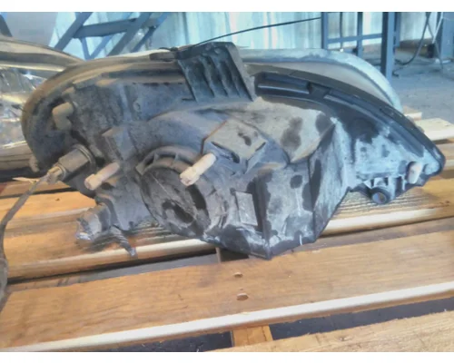 FREIGHTLINER M2 106 PLUS HEADLAMP ASSEMBLY