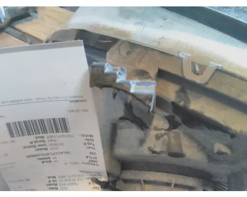 FREIGHTLINER M2 106 PLUS HEADLAMP ASSEMBLY