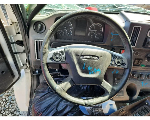 FREIGHTLINER M2 106 PLUS STEERING WHEEL