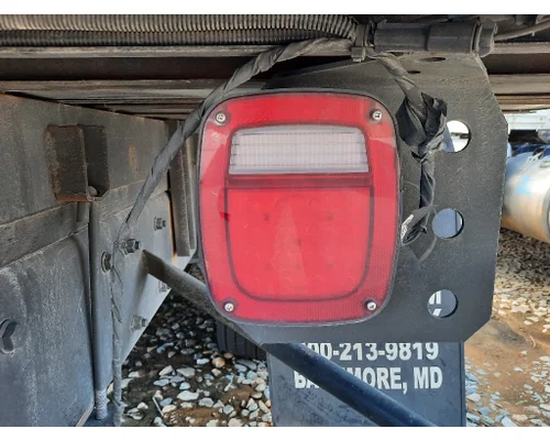 FREIGHTLINER M2 106 PLUS STOP TURN TAIL LAMP