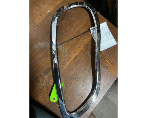 FREIGHTLINER M2-106 471 Headlight Components