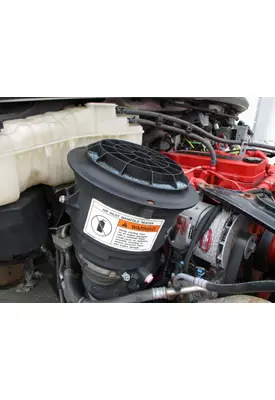 FREIGHTLINER M2 106 AIR CLEANER