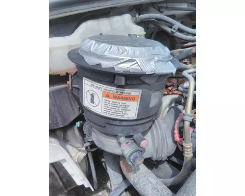 FREIGHTLINER M2 106 AIR CLEANER