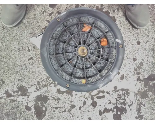 FREIGHTLINER M2 106 AIR CLEANER