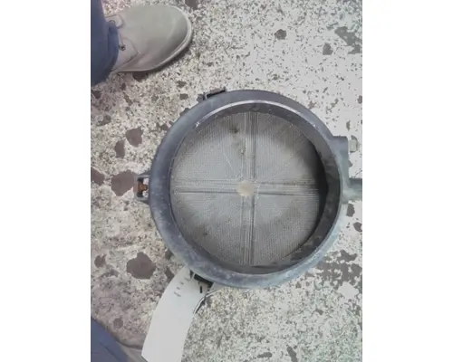 FREIGHTLINER M2 106 AIR CLEANER