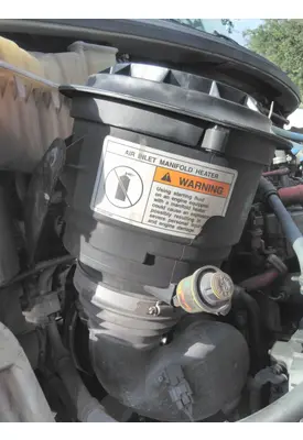 FREIGHTLINER M2 106 AIR CLEANER