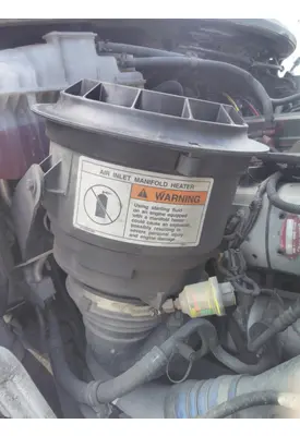 FREIGHTLINER M2 106 AIR CLEANER