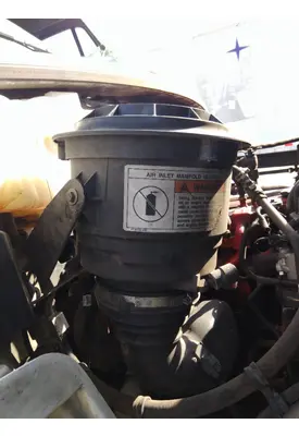 FREIGHTLINER M2 106 AIR CLEANER
