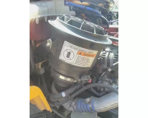 FREIGHTLINER M2 106 AIR CLEANER