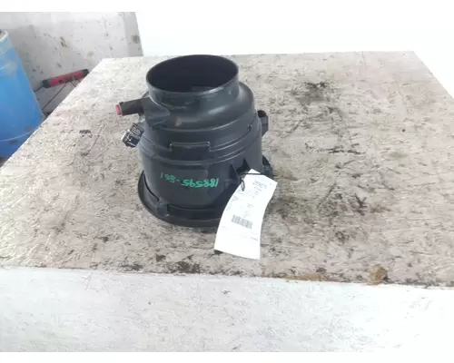 FREIGHTLINER M2 106 AIR CLEANER