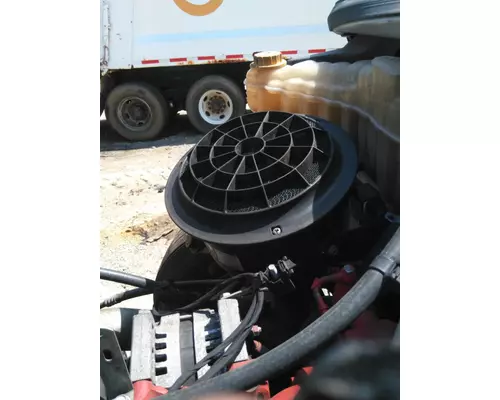 FREIGHTLINER M2 106 AIR CLEANER