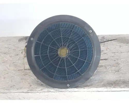 FREIGHTLINER M2 106 AIR CLEANER