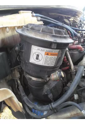 FREIGHTLINER M2 106 AIR CLEANER