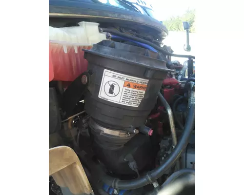 FREIGHTLINER M2 106 AIR CLEANER
