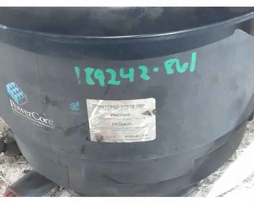 FREIGHTLINER M2 106 AIR CLEANER