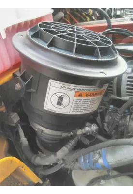 FREIGHTLINER M2 106 AIR CLEANER