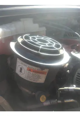 FREIGHTLINER M2 106 AIR CLEANER