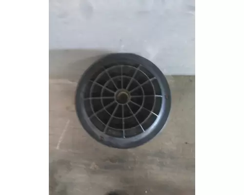 FREIGHTLINER M2 106 AIR CLEANER