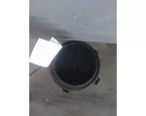 FREIGHTLINER M2 106 AIR CLEANER