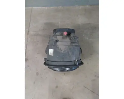 FREIGHTLINER M2 106 AIR CLEANER