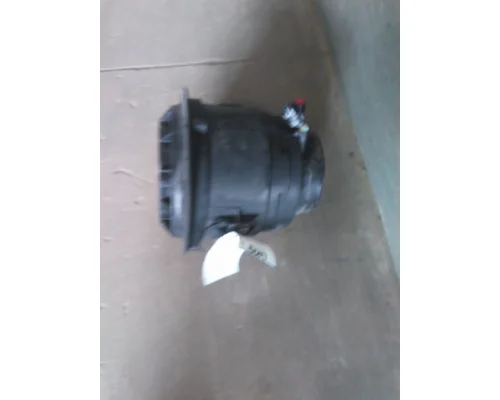 FREIGHTLINER M2 106 AIR CLEANER