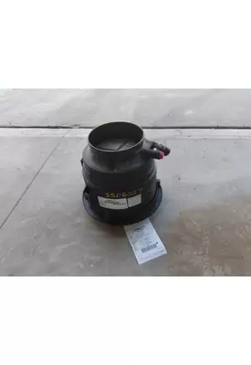 FREIGHTLINER M2 106 AIR CLEANER