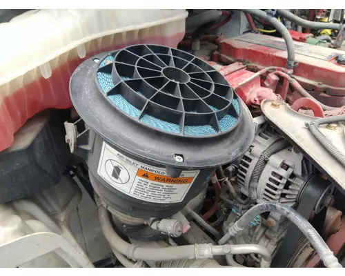 FREIGHTLINER M2 106 AIR CLEANER