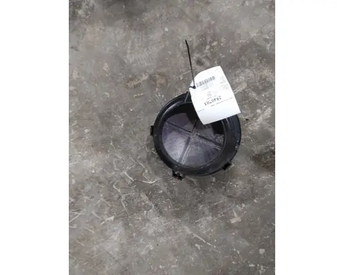FREIGHTLINER M2 106 AIR CLEANER